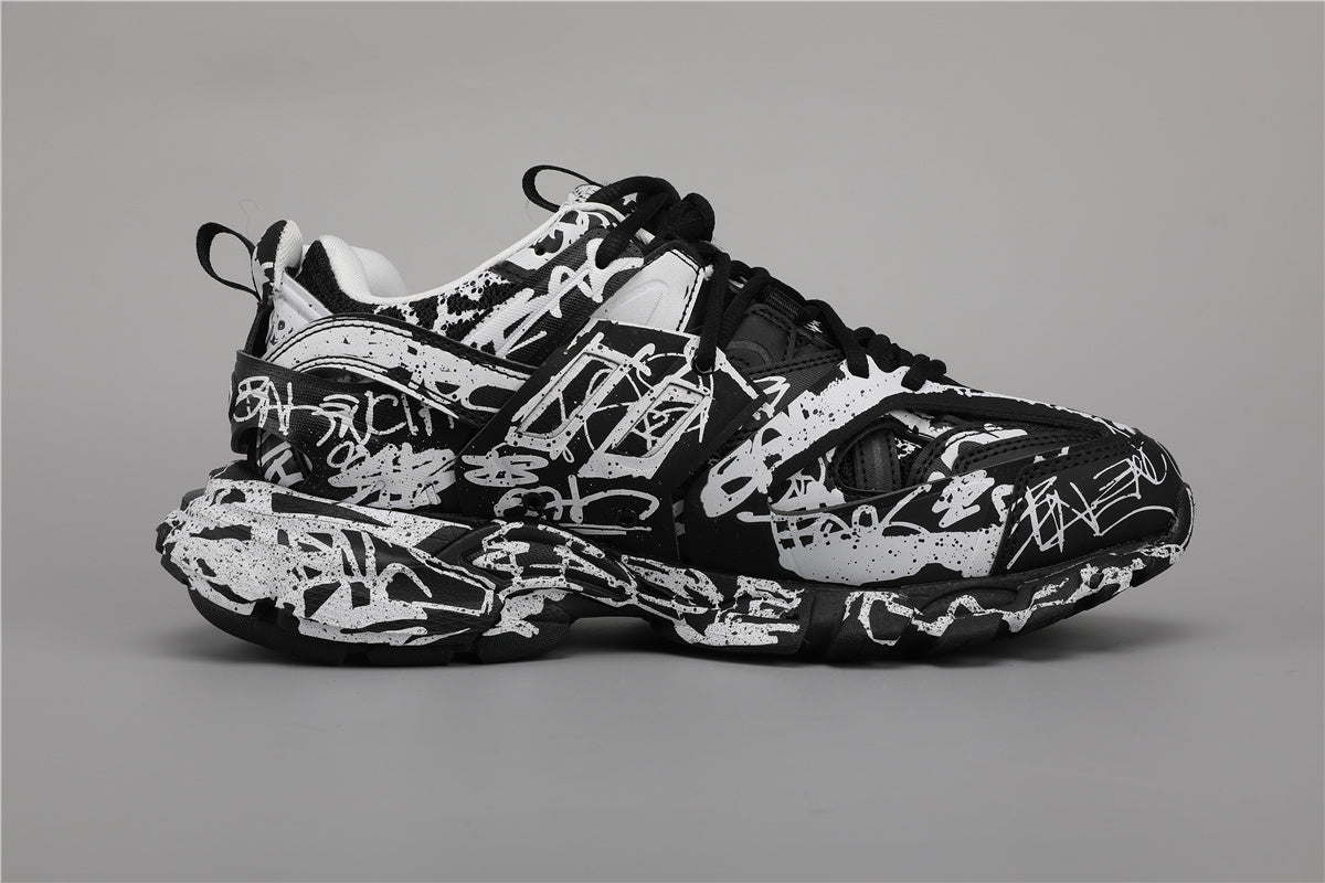 BLCG 2030-34 Black & White Graffiti