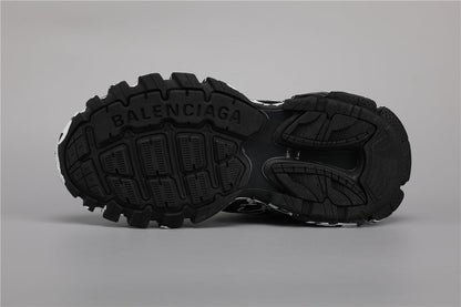 BLCG 2030-34 Black & White Graffiti