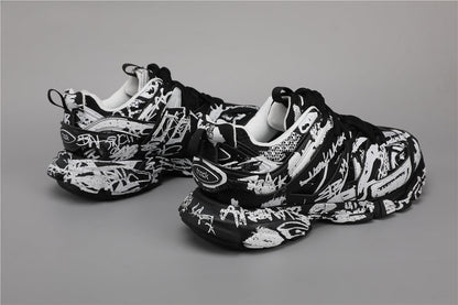 BLCG 2030-34 Black & White Graffiti